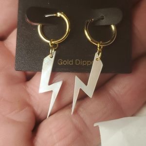Made brass& gold ,⚡earrings bolt is in white
